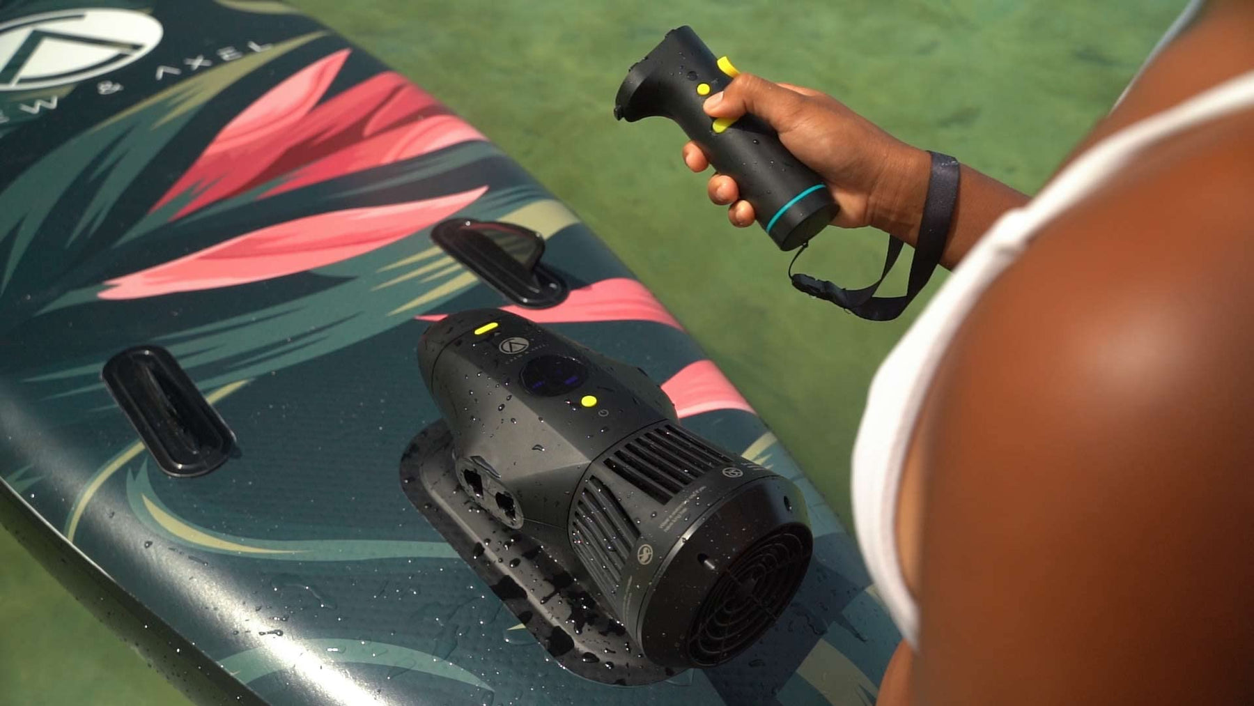 Underwater Scooter for Paddle Boards